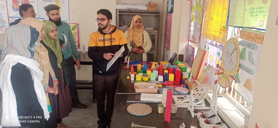 Library of Jamia Urdu College of Education